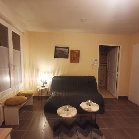 Logement En Hypercentre Dans Une Residence Amiens Exterior foto