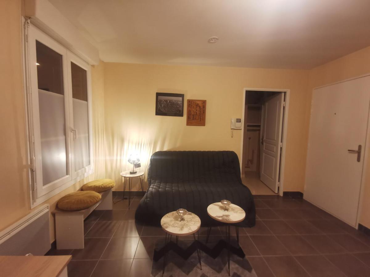 Logement En Hypercentre Dans Une Residence Amiens Exterior foto